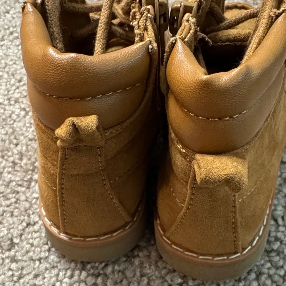 Old Navy Tan Kids Boots